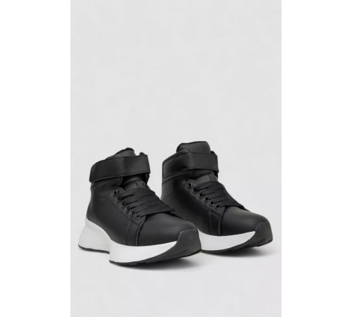 Черевики зимові жіночі на хутрі, колір чорно-білий, 248RXM25