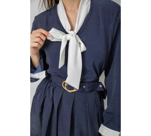 Костюм жіночий класичний у горох, колір синьо-білий, 167R3002