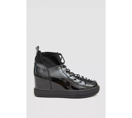 Туфли-сникерсы женские лаковые, цвет черный, 131RA80-1.