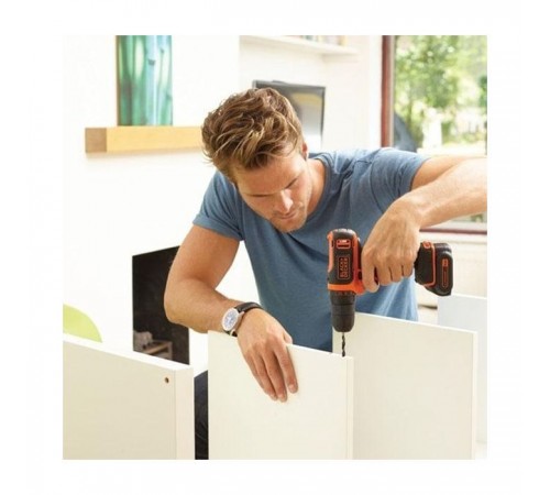 Шуруповерт Black&Decker BDCDD12, 10.8V, 26Нм, Li-Ion (BDCDD12) Шуруповерт Black&Decker BDCDD12, 10.8V, 26Нм, Li-Ion (BDCDD12)