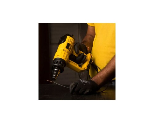 Будівельний фен DeWALT 2000 Вт, 50 - 600 C, LCD (D26414) Будівельний фен DeWALT 2000 Вт, 50 - 600 C, LCD (D26414)