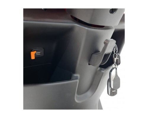 Электроскутер Maxxter LUMINA (Silver) 1500 Вт, серебристый (1605963) Электроскутер Maxxter LUMINA (Silver) 1500 Вт, серебристый (1605963)