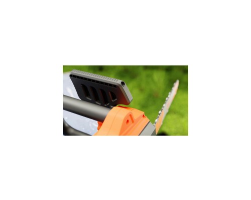 Ланцюгова пила Black&Decker 2.0 кВт, шина 45 см, швидкість 14,50 м/с, ланцюг 3/8' (BECS2245) Ланцюгова пила Black&Decker 2.0 кВт, шина 45 см, швидкість 14,50 м/с, ланцюг 3/8' (BECS2245)