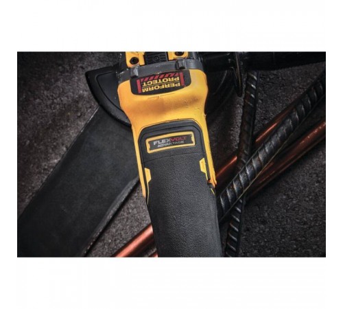 Шліфувальна машина DeWALT 18В XR Li-lon FLEXVOLT, 6Ah, 125 мм, 9000 об/хв, вага 1.81 кг (DCG409T1) Шліфувальна машина DeWALT 18В XR Li-lon FLEXVOLT, 6Ah, 125 мм, 9000 об/хв, вага 1.81 кг (DCG409T1)