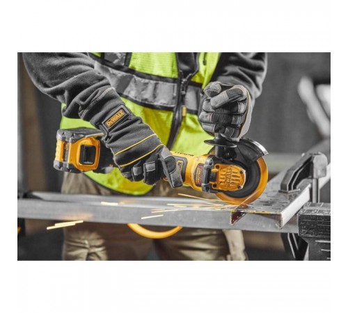 Шліфувальна машина DeWALT 18В XR Li-lon FLEXVOLT, 6Ah, 125 мм, 9000 об/хв, вага 1.81 кг (DCG409T1) Шліфувальна машина DeWALT 18В XR Li-lon FLEXVOLT, 6Ah, 125 мм, 9000 об/хв, вага 1.81 кг (DCG409T1)