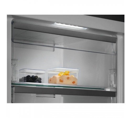 Морозильная камера Electrolux RUT7ME28X2 Морозильная камера Electrolux RUT7ME28X2