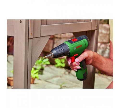 Шуруповерт Bosch EasyDrill 1200, 12В, 1х1.5Ач, ЗП, кейс (0.603.9D3.006) Шуруповерт Bosch EasyDrill 1200, 12В, 1х1.5Ач, ЗП, кейс (0.603.9D3.006)