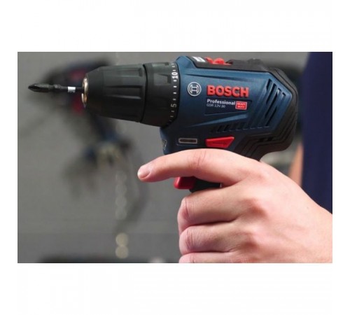 Шуруповерт Bosch GSR 12V-30, кейс (0.601.9G9.001) Шуруповерт Bosch GSR 12V-30, кейс (0.601.9G9.001)