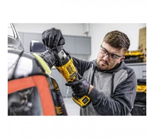 Шліфувальна машина DeWALT полірувальна 18В XR Li-Ion, 2x5Ah, кейс TSTAK (DCM848P2) Шліфувальна машина DeWALT полірувальна 18В XR Li-Ion, 2x5Ah, кейс TSTAK (DCM848P2)