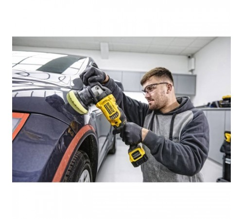 Шліфувальна машина DeWALT полірувальна 18В XR Li-Ion, 2x5Ah, кейс TSTAK (DCM848P2) Шліфувальна машина DeWALT полірувальна 18В XR Li-Ion, 2x5Ah, кейс TSTAK (DCM848P2)