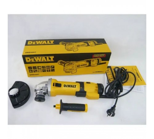 Шліфувальна машина DeWALT 1500 Вт, 2800-10000 об/хв, d=125 мм (DWE4257) Шліфувальна машина DeWALT 1500 Вт, 2800-10000 об/хв, d=125 мм (DWE4257)