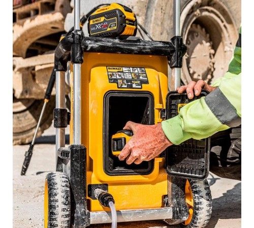 Мийка високого тиску DeWALT XR Li-Ion, 165 бар, шланг 6 м (без АКБ та ЗП) (DCMPW1600N)