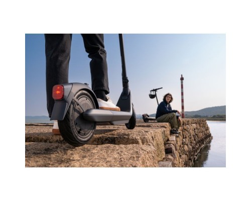 Електросамокат Segway Ninebot E2 PRO E (AA.05.14.05.0005) Електросамокат Segway Ninebot E2 PRO E (AA.05.14.05.0005)