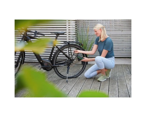 Автомобільний компресор Bosch EasyPump, 3.6V, 3Ah, 10.3 бар, 10 л/хв, 0.4кг (0.603.947.000) Автомобільний компресор Bosch EasyPump, 3.6V, 3Ah, 10.3 бар, 10 л/хв, 0.4кг (0.603.947.000)