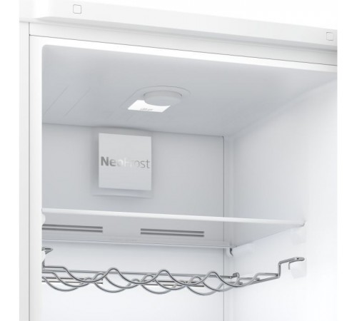 Холодильник Beko RCNA366K30W Холодильник Beko RCNA366K30W