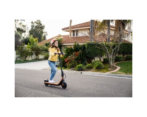 Электросамокат Segway Ninebot детский C2, оранжевый (AA.10.04.01.0013) Электросамокат Segway Ninebot детский C2, оранжевый (AA.10.04.01.0013)