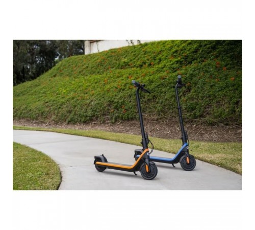 Электросамокат Segway Ninebot детский C2, оранжевый (AA.10.04.01.0013) Электросамокат Segway Ninebot детский C2, оранжевый (AA.10.04.01.0013)