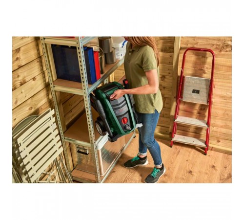 Мийка високого тиску Bosch UniversalAquatak 135 (0.600.8A7.C00) Мийка високого тиску Bosch UniversalAquatak 135 (0.600.8A7.C00)