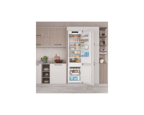 Холодильник Indesit INC20T321EU Холодильник Indesit INC20T321EU