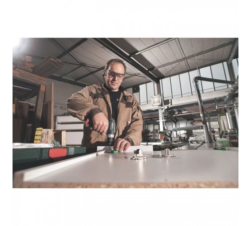 Шуруповерт Metabo BS Basic, 12V 2x2Aг (600984000) Шуруповерт Metabo BS Basic, 12V 2x2Aг (600984000)