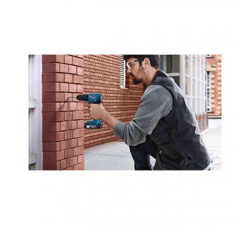 Шуруповерт Bosch GSB 185-LI, 2х2.0 Ah, ЗП GAL 18V-20, кейс (0.601.9K3.100) Шуруповерт Bosch GSB 185-LI, 2х2.0 Ah, ЗП GAL 18V-20, кейс (0.601.9K3.100)