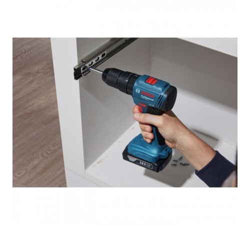 Шуруповерт Bosch GSB 185-LI, 2х2.0 Ah, ЗП GAL 18V-20, кейс (0.601.9K3.100) Шуруповерт Bosch GSB 185-LI, 2х2.0 Ah, ЗП GAL 18V-20, кейс (0.601.9K3.100)