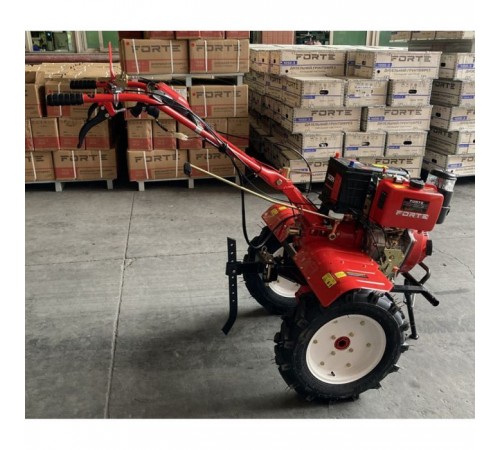Культиватор Forte 1350Е, колеса 12", 9кс (113390) Культиватор Forte 1350Е, колеса 12", 9кс (113390)