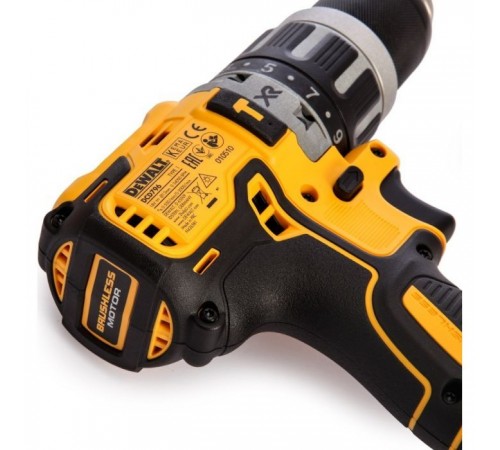 Шуруповерт DeWALT DCD796P2 Шуруповерт DeWALT DCD796P2