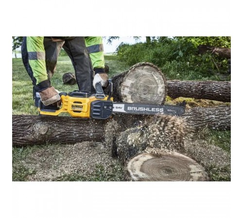 Цепная пила DeWALT 54 В, шина 50 см, цепь OREGON 3/8 (DCMCS575X1) Цепная пила DeWALT 54 В, шина 50 см, цепь OREGON 3/8 (DCMCS575X1)