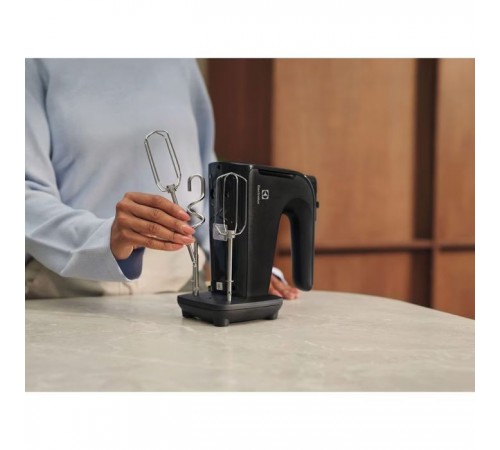 Миксер Electrolux EHM4B Миксер Electrolux EHM4B