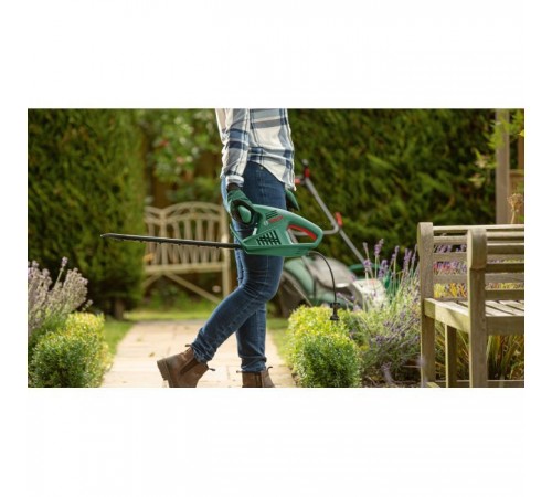 Кущоріз Bosch EasyHedgeCut 55 (0.600.847.C02) Кущоріз Bosch EasyHedgeCut 55 (0.600.847.C02)