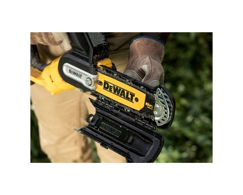 Цепная пила DeWALT мини, 18 В XR Li-lon, бесщеточная, шина 20 см (без АКБ и ЗУ) (DCMPS520N)