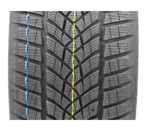 Шина Goodyear Ultra Grip Performance+ XL FP 235/40R18 95V Шина Goodyear Ultra Grip Performance+ XL FP 235/40R18 95V