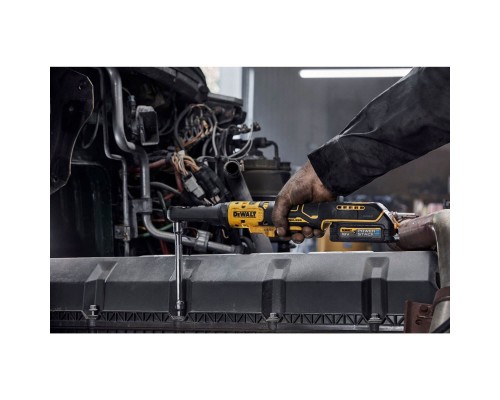 Гайковерт DeWALT угловой, XR Li-Ion PowerStack 18 GFN, 1.7Ah, 102 Нм (DCF510E2G)