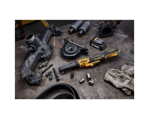 Гайковерт DeWALT угловой, XR Li-Ion PowerStack 18 GFN, 1.7Ah, 102 Нм (DCF510E2G)