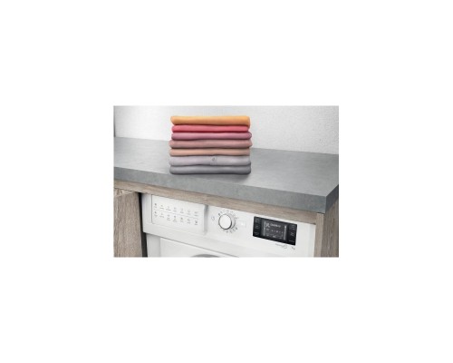 Пральна машина Whirlpool BIWMWG71484E Пральна машина Whirlpool BIWMWG71484E