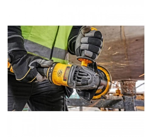 Шліфувальна машина DeWALT XR FLEXVOLT, 54 В, 2x2Ah, 9000 об/хв (DCG418T2) Шліфувальна машина DeWALT XR FLEXVOLT, 54 В, 2x2Ah, 9000 об/хв (DCG418T2)