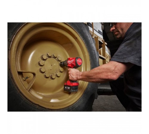 Гайковерт Milwaukee 1/2", M18 FHIW2F12-502X, 2034Нм, 2x5Ah, HD кейс (4933492783) Гайковерт Milwaukee 1/2", M18 FHIW2F12-502X, 2034Нм, 2x5Ah, HD кейс (4933492783)
