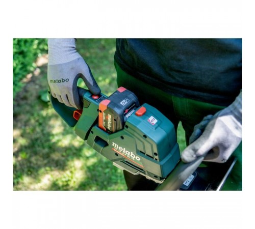 Кусторез Metabo HS 18 LTX BL 75 18В, 75см (без АКБ и ЗУ) (601724850) Кусторез Metabo HS 18 LTX BL 75 18В, 75см (без АКБ и ЗУ) (601724850)