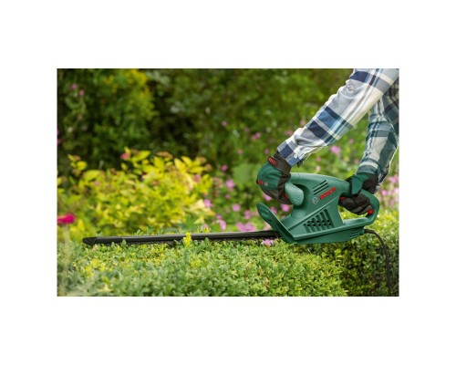 Кущоріз Bosch EasyHedgeCut 45 (0.600.847.A05) Кущоріз Bosch EasyHedgeCut 45 (0.600.847.A05)