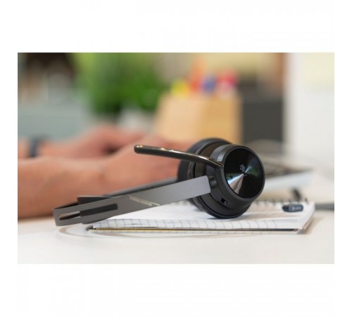Навушники Poly Voyager Focus 2 USB-A Bluetooth Black (76U46AA) Навушники Poly Voyager Focus 2 USB-A Bluetooth Black (76U46AA)