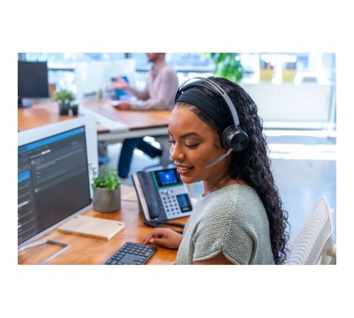 Навушники Poly Voyager Focus 2 USB-A Bluetooth Black (76U46AA) Навушники Poly Voyager Focus 2 USB-A Bluetooth Black (76U46AA)