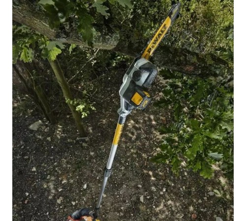 Ланцюгова пила DeWALT висоторіз 18V, 5Ah, довжина шини 20 см (DCMPS567P1) Ланцюгова пила DeWALT висоторіз 18V, 5Ah, довжина шини 20 см (DCMPS567P1)