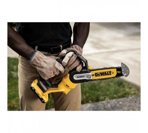 Ланцюгова пила DeWALT міні, 18 В XR Li-lon, безщіткова, шина 20 см (без АКБ та ЗУ) (DCMPS520N) Ланцюгова пила DeWALT міні, 18 В XR Li-lon, безщіткова, шина 20 см (без АКБ та ЗУ) (DCMPS520N)