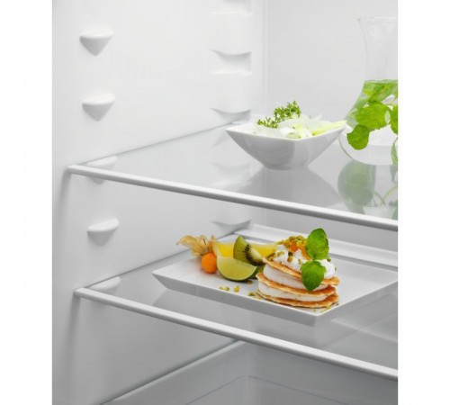 Холодильник Electrolux ERD6DE18S1 Холодильник Electrolux ERD6DE18S1